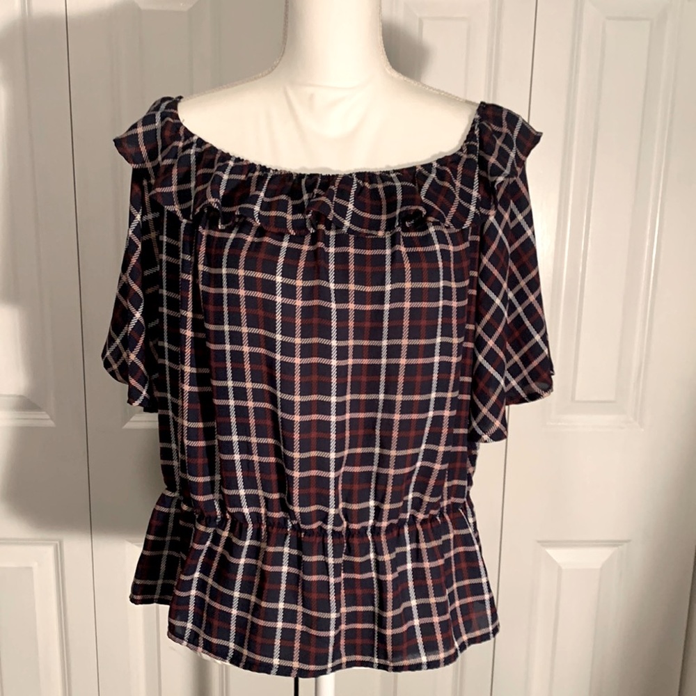 New York & Company off the shoulder blouse size XL